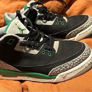 Nike Black and Green Kids Sneakers